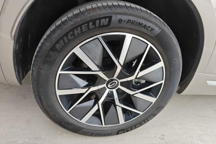 Used GAC Trumpchi S9 2025 Model Qiankun Ultra 6-Seater Exterior 5