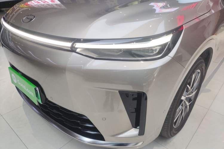 Used GAC Trumpchi S9 2025 Model Qiankun Ultra 6-Seater Left Front Headlight
