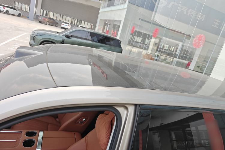 Used GAC Trumpchi S9 2025 Model Qiankun Ultra 6-Seater Roof