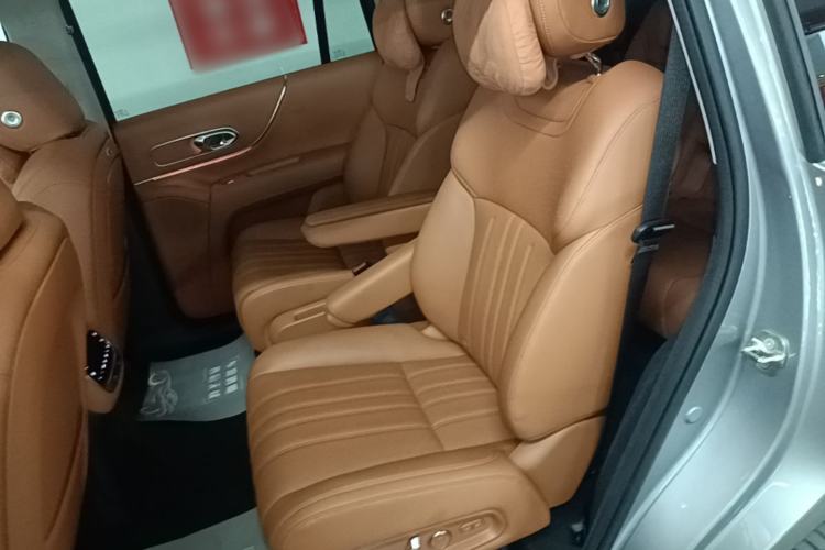 Used GAC Trumpchi S9 2025 Model Qiankun Ultra 6-Seater Left Rear Seat