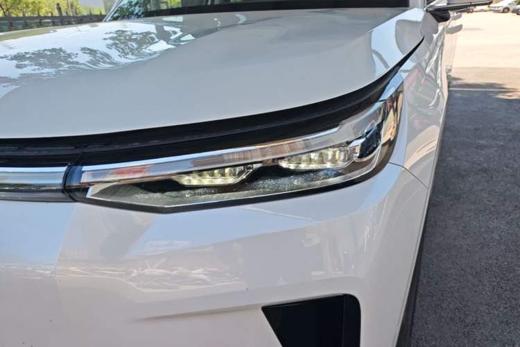 Used GAC Trumpchi S9 2025 Model Qiankun Ultra 6-Seater Left Front Headlight