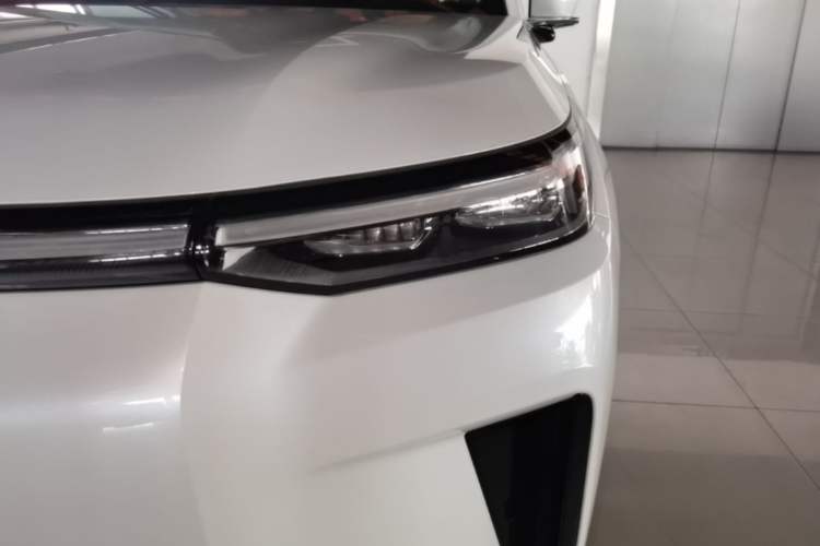 Used GAC Trumpchi S9 2025 Model Qiankun Ultra 6-Seater Left Front Headlight