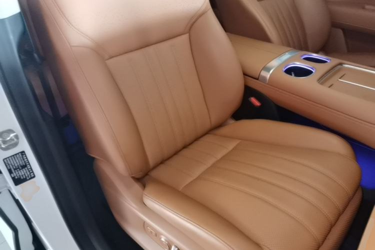 Used GAC Trumpchi S9 2025 Model Qiankun Ultra 6-Seater Right Front Seat