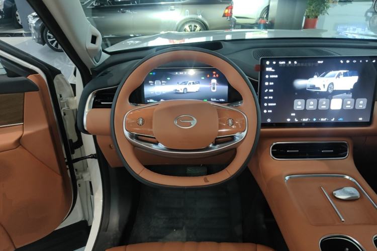 Used GAC Trumpchi S9 2025 Model Qiankun Ultra 6-Seater Steering Wheel