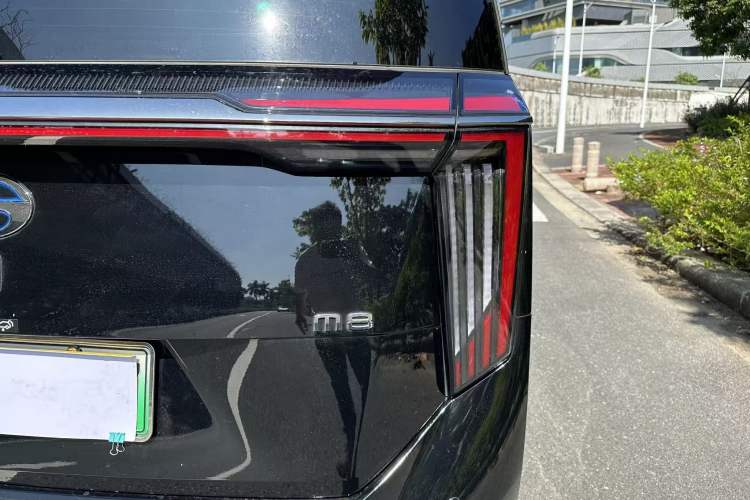 Used GAC Trumpchi Xiangwang M8 2025 Kunkun Series Ultra First-Class Cabin Right Rear Taillight