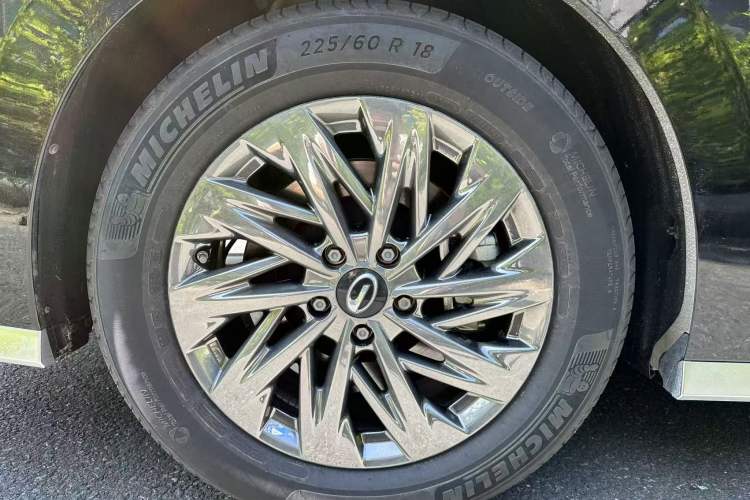Used GAC Trumpchi Xiangwang M8 2025 Kunkun Series Ultra First-Class Cabin Right Rear Wheel Hub
