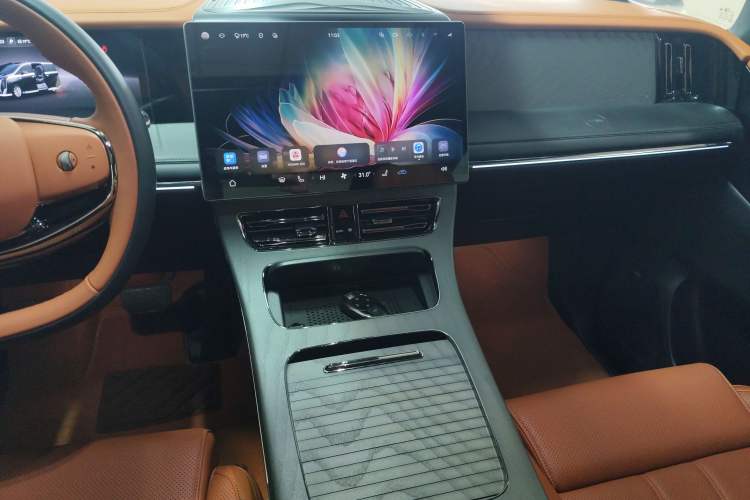 Used GAC Trumpchi Xiangwang M8 2025 Kunkun Series Ultra First-Class Cabin Audio And AC Panel