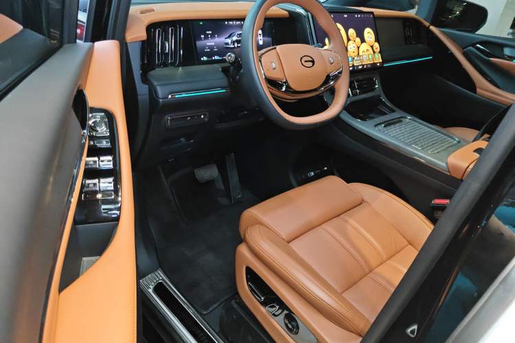 Used GAC Trumpchi Xiangwang M8 2025 Kunkun Series Ultra First-Class Cabin Driver Seat