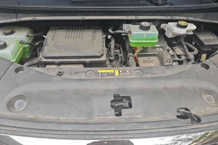 Used GAC Trumpchi Xiangwang M8 2025 Kunkun Series Ultra First-Class Cabin Engine Bay