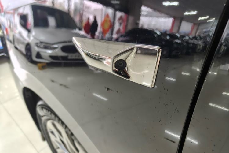 Used GAC Trumpchi Xiangwang M8 2025 Kunkun Series Ultra First-Class Cabin Exterior 11