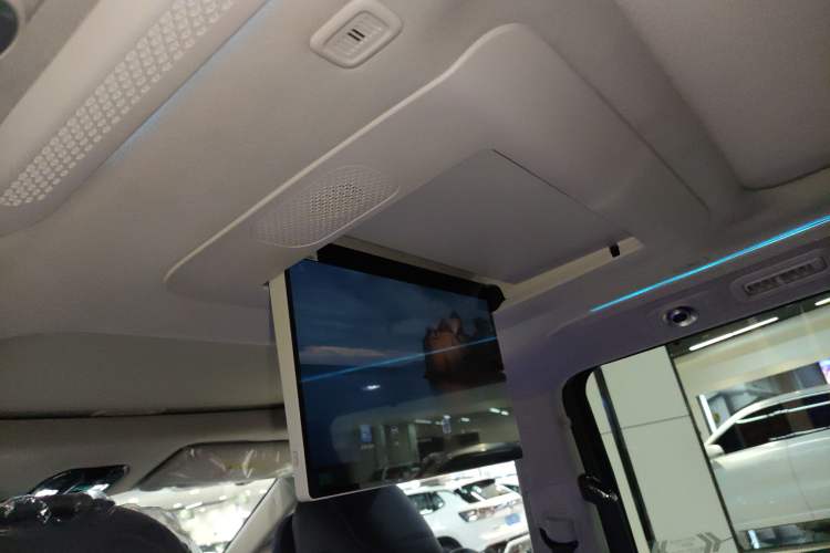 Used GAC Trumpchi Xiangwang M8 2025 Kunkun Series Max Luxury Cabin Headliner