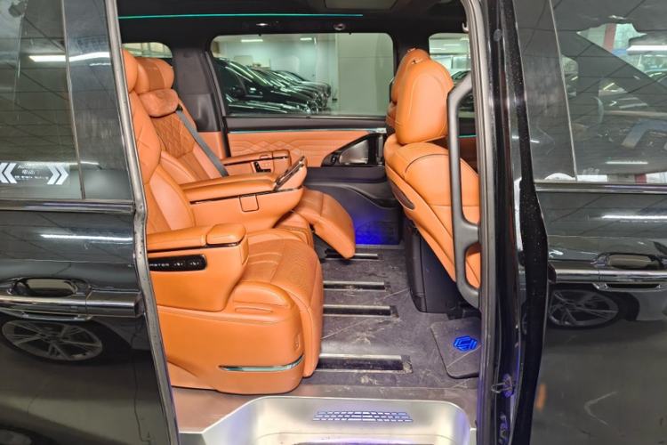 Used GAC Trumpchi Xiangwang M8 2025 Kunkun Series Ultra First-Class Cabin Interior 12