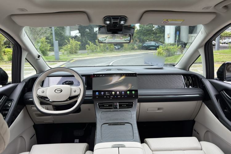 Used GAC Trumpchi Xiangwang M8 2025 Kunkun Series Ultra First-Class Cabin Interior 14