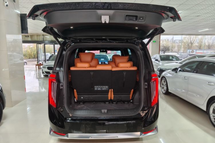 Used GAC Trumpchi Xiangwang M8 2025 Kunkun Series Ultra First-Class Cabin Interior 3