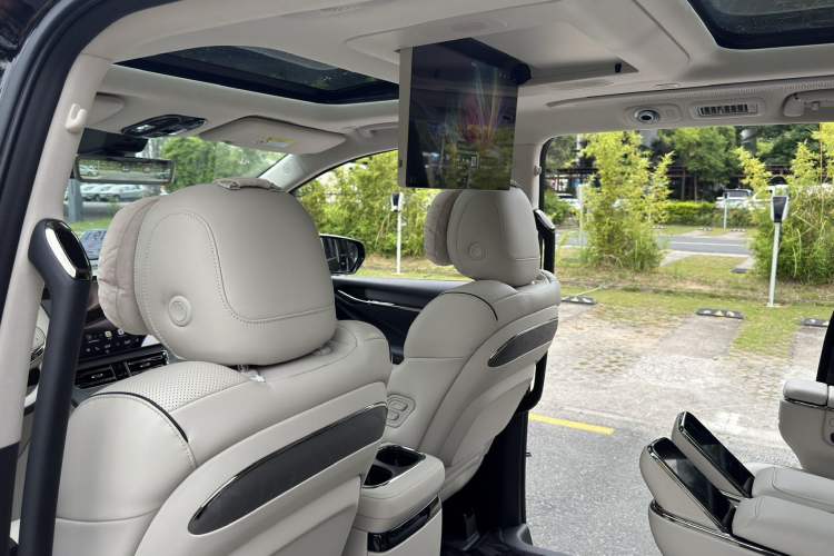 Used GAC Trumpchi Xiangwang M8 2025 Kunkun Series Ultra First-Class Cabin Interior 5