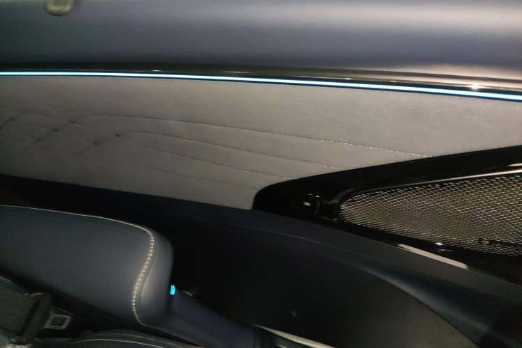 Used GAC Trumpchi Xiangwang M8 2025 Kunkun Series Max Luxury Cabin Interior 8