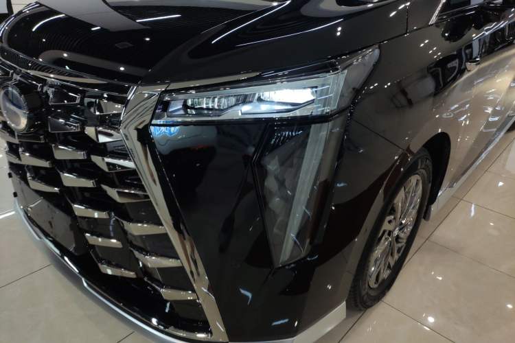 Used GAC Trumpchi Xiangwang M8 2025 Kunkun Series Max Luxury Cabin Left Front Headlight