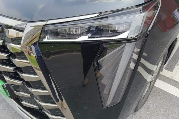 Used GAC Trumpchi Xiangwang M8 2025 Kunkun Series Ultra First-Class Cabin Left Front Headlight