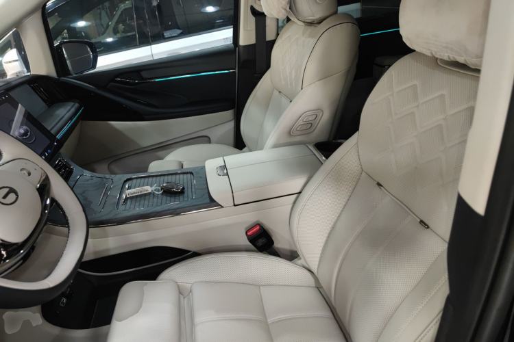 Used GAC Trumpchi Xiangwang M8 2025 Kunkun Series Ultra First-Class Cabin Left Front Seat