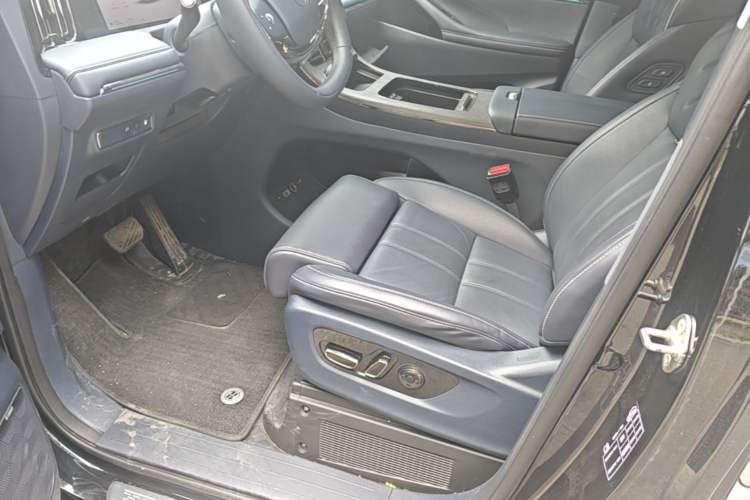 Used GAC Trumpchi Xiangwang M8 2025 Kunkun Series Ultra First-Class Cabin Left Front Seat