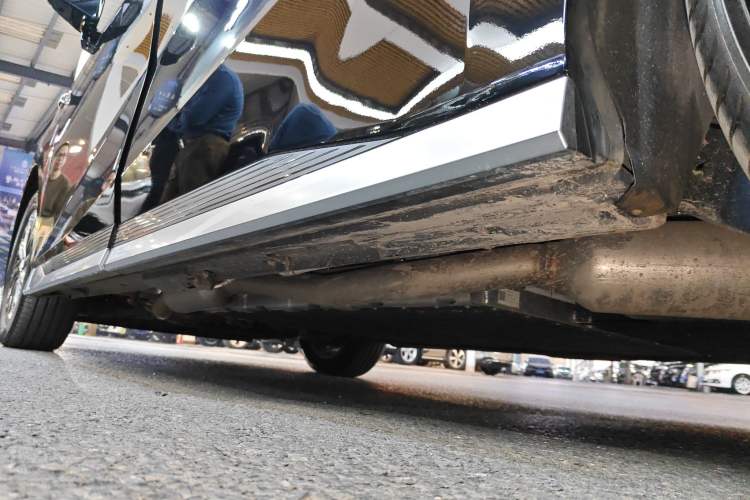 Used GAC Trumpchi Xiangwang M8 2025 Kunkun Series Ultra First-Class Cabin Left Side Sill