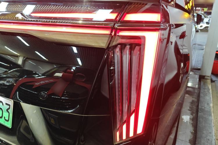 Used GAC Trumpchi Xiangwang M8 2025 Kunkun Series Ultra First-Class Cabin Right Rear Taillight