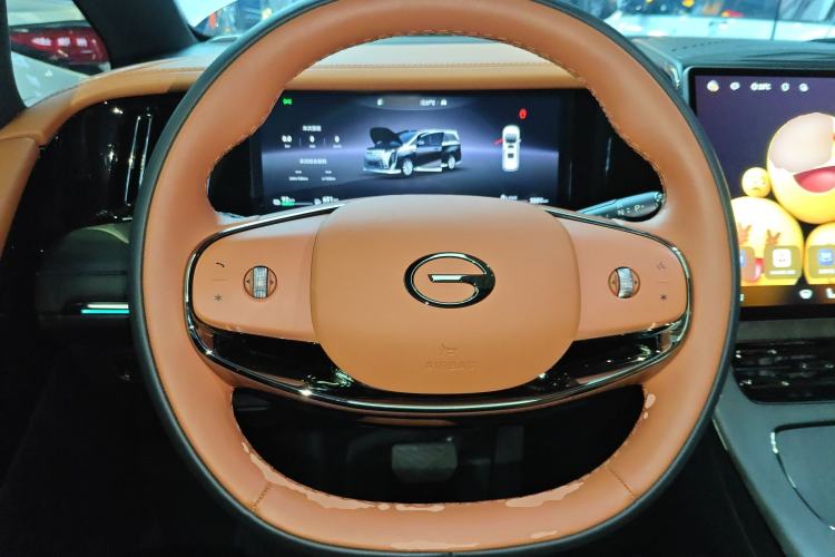 Used GAC Trumpchi Xiangwang M8 2025 Kunkun Series Ultra First-Class Cabin Steering Wheel