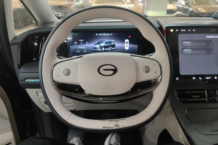 Used GAC Trumpchi Xiangwang M8 2025 Kunkun Series Ultra First-Class Cabin Steering Wheel