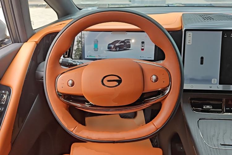 Used GAC Trumpchi Xiangwang M8 2025 Kunkun Series Ultra First-Class Cabin Steering Wheel