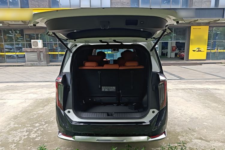 Used GAC Trumpchi Xiangwang M8 2025 Kunkun Series Ultra First-Class Cabin Trunk