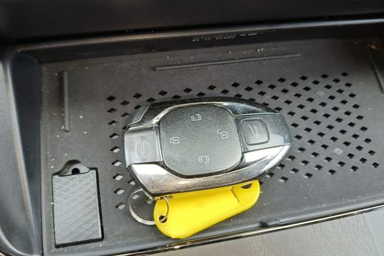 Used GAC Trumpchi Xiangwang M8 2025 Kunkun Series Ultra First-Class Cabin Vehicle Key