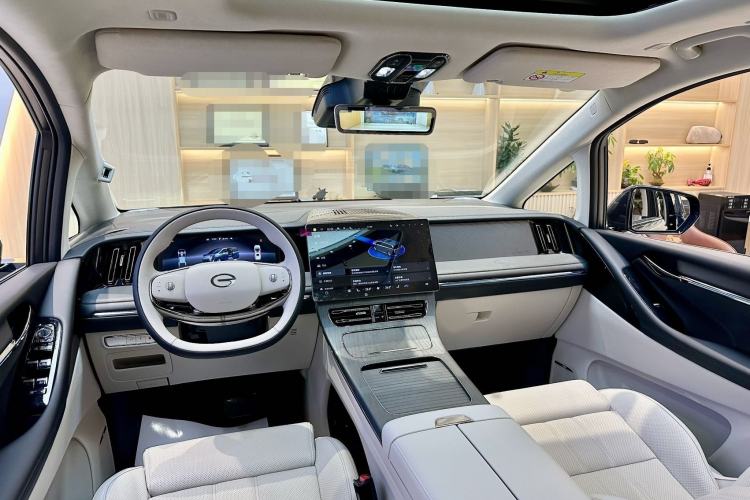 Used GAC Trumpchi Xiangwang M8 2025 Kunkun Series Ultra First-Class Cabin Audio And AC Panel