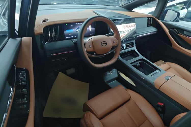 Used GAC Trumpchi Xiangwang M8 2025 Qiankun Series Pro Comfort Cabin Driver Seat