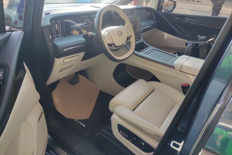 Used GAC Trumpchi Xiangwang M8 2025 Kunkun Series Ultra First-Class Cabin Driver Seat