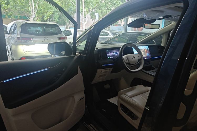 Used GAC Trumpchi Xiangwang M8 2025 Kunkun Series Ultra First-Class Cabin Driver Seat