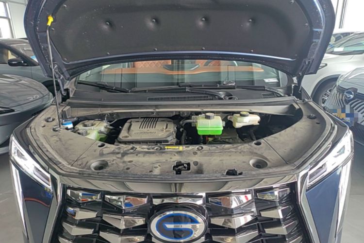 Used GAC Trumpchi Xiangwang M8 2025 Kunkun Series Ultra First-Class Cabin Engine Bay