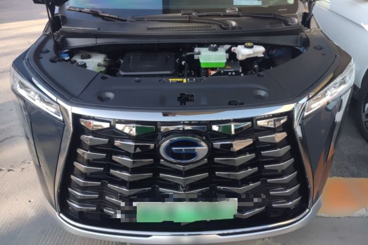 Used GAC Trumpchi Xiangwang M8 2025 Kunkun Series Ultra First-Class Cabin Engine Bay