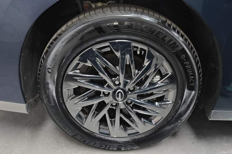 Used GAC Trumpchi Xiangwang M8 2025 Qiankun Series Pro Comfort Cabin Exterior 5
