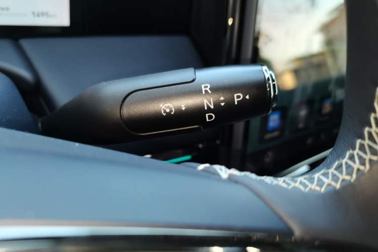 Used GAC Trumpchi Xiangwang M8 2025 Model HarmonyOS Cockpit Edition Gear Lever