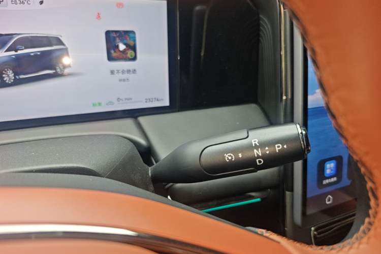 Used GAC Trumpchi Xiangwang M8 2025 Kunkun Series Ultra First-Class Cabin Gear Lever