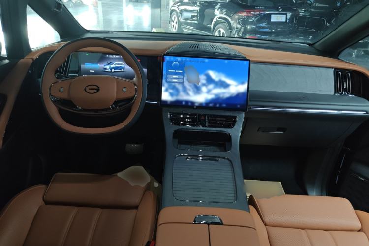 Used GAC Trumpchi Xiangwang M8 2025 Qiankun Series Pro Comfort Cabin Interior 2