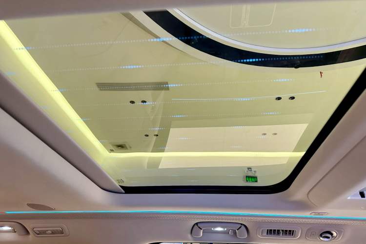 Used GAC Trumpchi Xiangwang M8 2025 Kunkun Series Ultra First-Class Cabin Interior 8