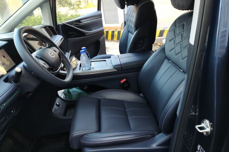 Used GAC Trumpchi Xiangwang M8 2025 Model HarmonyOS Cockpit Edition Left Front Seat
