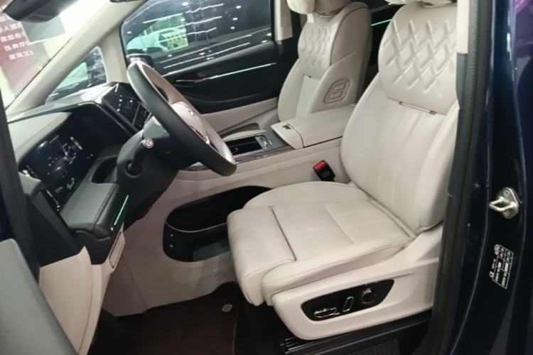Used GAC Trumpchi Xiangwang M8 2025 Kunkun Series Ultra First-Class Cabin Left Front Seat