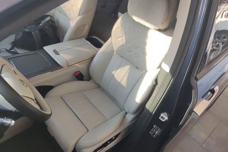 Used GAC Trumpchi Xiangwang M8 2025 Kunkun Series Ultra First-Class Cabin Left Front Seat