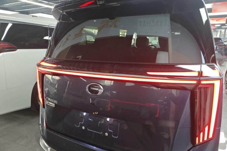 Used GAC Trumpchi Xiangwang M8 2025 Qiankun Series Pro Comfort Cabin Rear