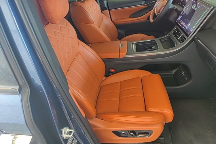 Used GAC Trumpchi Xiangwang M8 2025 Kunkun Series Ultra First-Class Cabin Right Front Seat