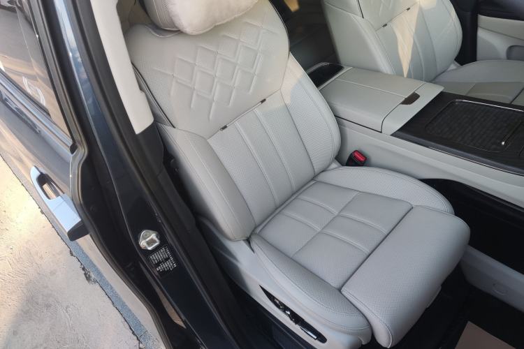 Used GAC Trumpchi Xiangwang M8 2025 Kunkun Series Ultra First-Class Cabin Right Front Seat