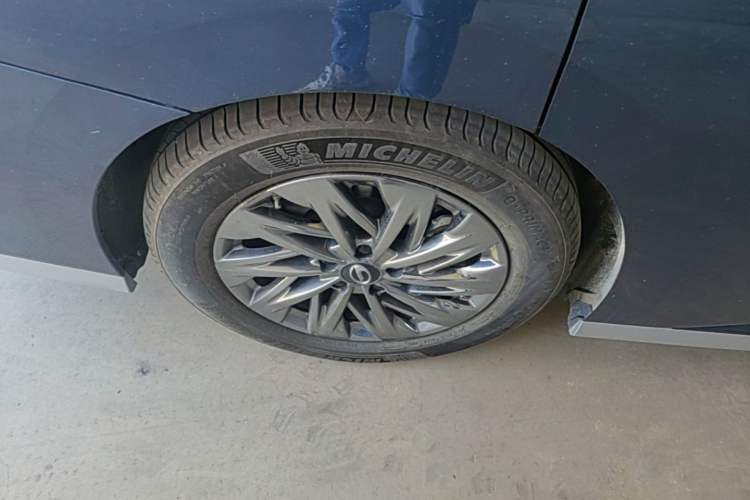 Used GAC Trumpchi Xiangwang M8 2025 Kunkun Series Ultra First-Class Cabin Right Rear Wheel Hub