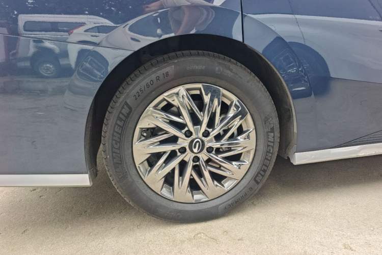 Used GAC Trumpchi Xiangwang M8 2025 Kunkun Series Ultra First-Class Cabin Right Rear Wheel Hub